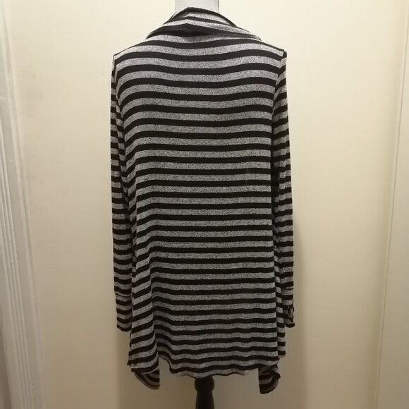 The Always Cardigan, Stripe (Long Cardigan with Pockets and Thumb Holes!) - Picture 5 of 8